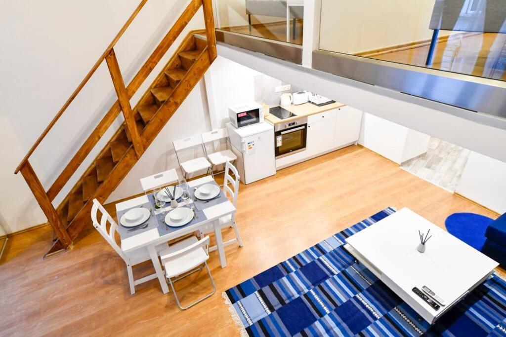 Cosy Two Bedroom Flat In Rottenbiller Str,Sky Budapest Exterior photo